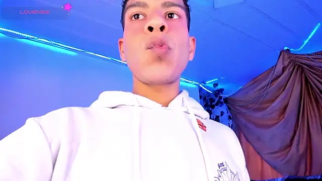 Ethan Boyy online show from November 29, 2025, 10:10 pm