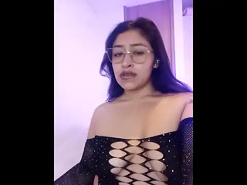 AnonymousGirl online show from July 30, 2026, 4:06 pm