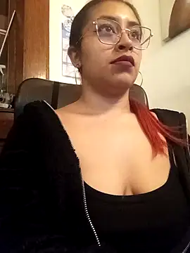 Snapshot of AnonymousGirl chatting on November 13, 2025, 12:03 am AnonymousGirl online show from November 13, 2025, 12:03 am