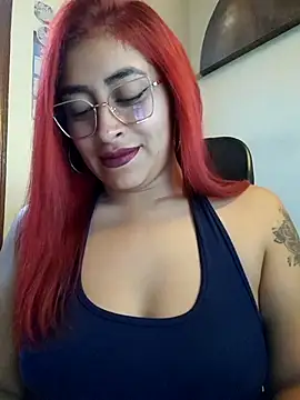 Snapshot of AnonymousGirl chatting on November 14, 2025, 9:29 pm AnonymousGirl online show from November 14, 2025, 9:29 pm