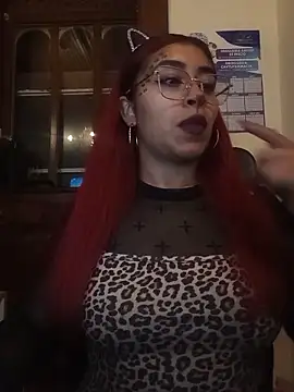 Snapshot of AnonymousGirl chatting on November 1, 2025, 12:50 am AnonymousGirl online show from November 1, 2025, 12:50 am