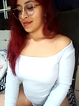 Snapshot of AnonymousGirl chatting on March 16, 2025, 3:04 am AnonymousGirl online show from March 16, 2025, 3:04 am