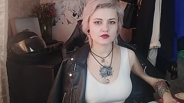 EvaBrownie online show from February 27, 2025, 11:17 am