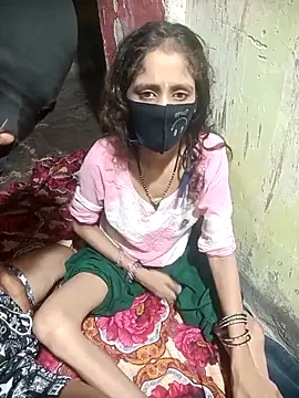 Snapshot of Anjalixxxx chatting on September 8, 2025, 8:52 pm Anjalixxxx online show from September 8, 2025, 8:52 pm