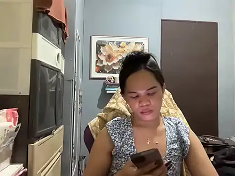 Snapshot of SophiaCourthaway chatting on November 9, 2025, 10:58 pm SophiaCourthaway online show from November 9, 2025, 10:58 pm