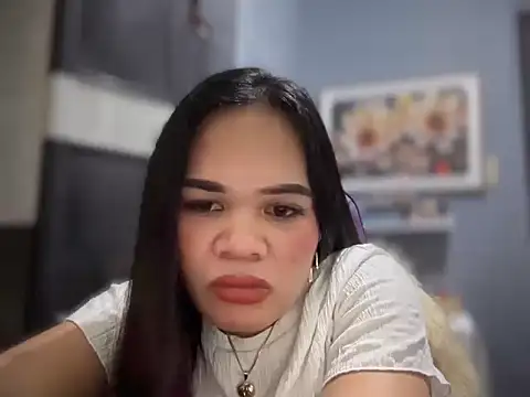 Snapshot of SophiaCourthaway chatting on April 12, 2026, 10:13 pm SophiaCourthaway online show from April 12, 2026, 10:13 pm