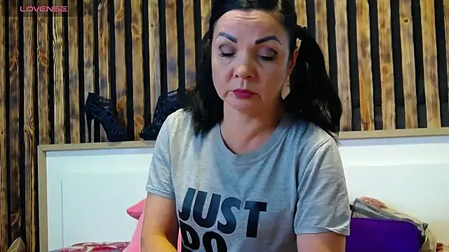 Snapshot of Tory_Lovi chatting on December 16, 2025, 10:41 am Tory Lovi online show from December 16, 2025, 10:41 am