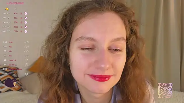 Snapshot of Leya_Curly chatting on October 17, 2025, 3:03 pm Leya Curly online show from October 17, 2025, 3:03 pm