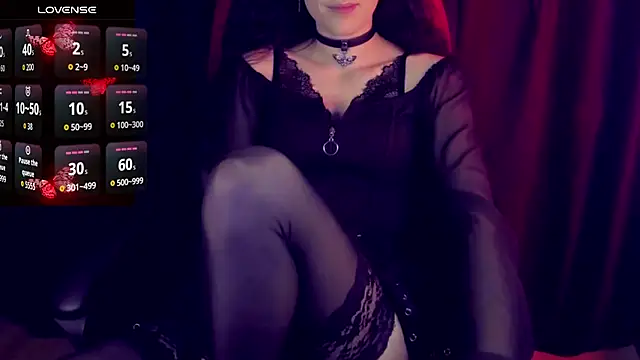 AlariaFatal online show from November 21, 2025, 4:50 pm