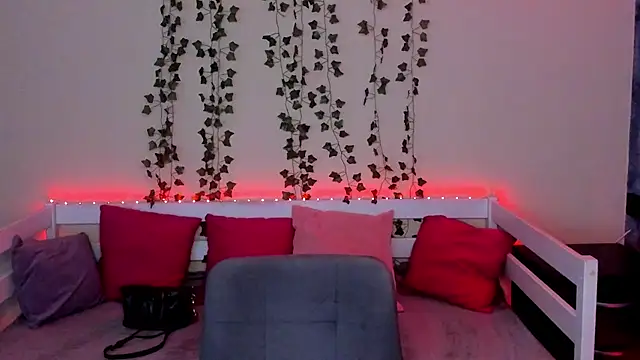 Snapshot of Sahara_Shields chatting on February 26, 2026, 9:20 am Sahara Shields online show from February 26, 2026, 9:20 am