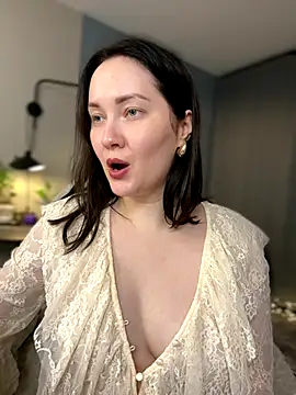 Snapshot of Kiss_My_Body chatting on December 13, 2025, 8:04 pm Kiss My Body online show from December 13, 2025, 8:04 pm