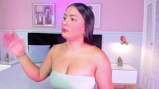 Snapshot of janna_lopez_ chatting on September 19, 2025, 3:54 am janna lopez online show from September 19, 2025, 3:54 am