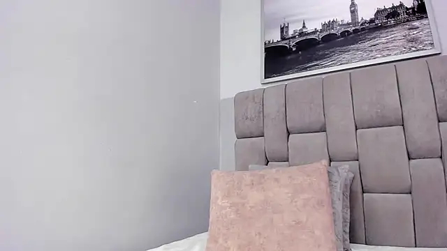 Snapshot of janna_lopez_ chatting on October 30, 2025, 11:41 am janna lopez online show from October 30, 2025, 11:41 am