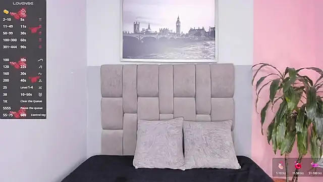 Snapshot of janna_lopez_ chatting on November 22, 2025, 12:04 pm janna lopez online show from November 22, 2025, 12:04 pm