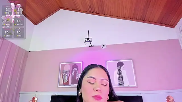 Snapshot of janna_lopez_ chatting on October 2, 2025, 3:43 am janna lopez online show from October 2, 2025, 3:43 am