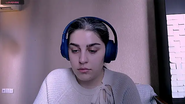 Snapshot of _Roselina_ chatting on November 22, 2025, 11:09 am Roselina online show from November 22, 2025, 11:09 am