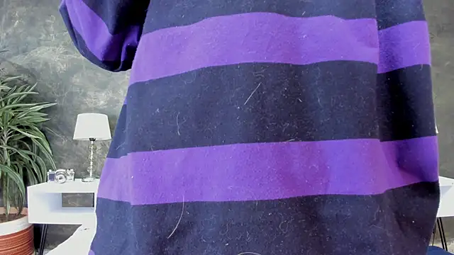 bruce hans online show from November 9, 2025, 11:47 am