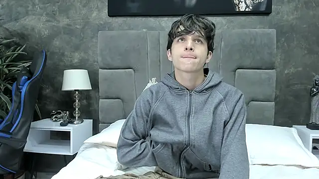 bruce hans online show from October 9, 2025, 11:55 am