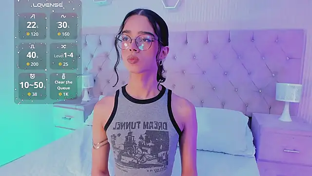 Snapshot of MattThompsonn chatting on September 16, 2025, 9:49 pm MattThompsonn online show from September 16, 2025, 9:49 pm