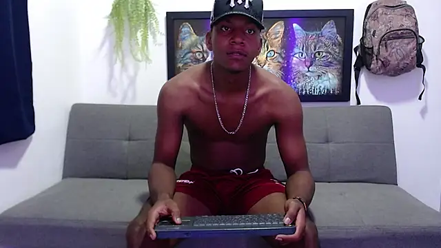 Snapshot of Master_foot_ chatting on March 10, 2026, 12:36 am Master foot online show from March 10, 2026, 12:36 am