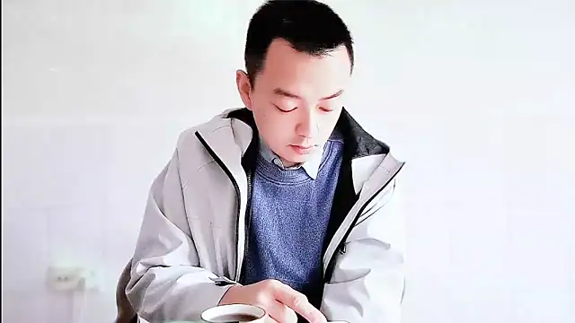 Snapshot of swg176 chatting on October 30, 2025, 12:20 am swg176 online show from October 30, 2025, 12:20 am