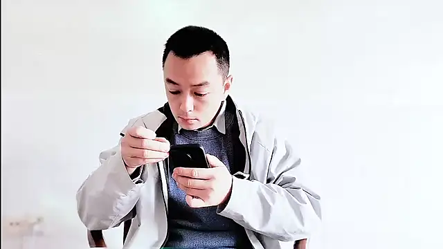 Snapshot of swg176 chatting on October 29, 2025, 1:26 am swg176 online show from October 29, 2025, 1:26 am