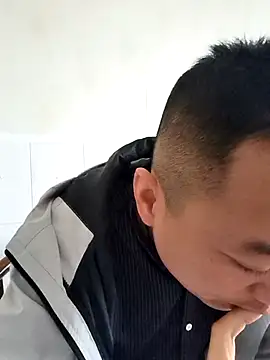 Snapshot of swg176 chatting on November 12, 2025, 1:32 am swg176 online show from November 12, 2025, 1:32 am