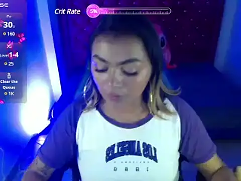 madelein m online show from March 11, 2025, 10:42 pm