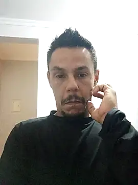 Snapshot of Santanacumxplod chatting on September 12, 2025, 1:39 am Santanacumxplod online show from September 12, 2025, 1:39 am