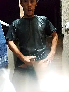 Santanacumxplod online show from February 19, 2026, 2:19 am