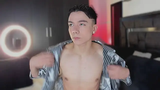 alanblack1 online show from March 9, 2026, 1:36 pm