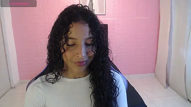 Snapshot of DULCE1609 chatting on April 25, 2026, 1:25 pm DULCE1609 online show from April 25, 2026, 1:25 pm