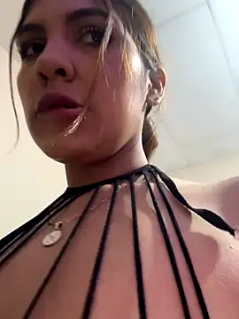 Snapshot of Eva1203 chatting on October 19, 2025, 3:31 am Eva1203 online show from October 19, 2025, 3:31 am