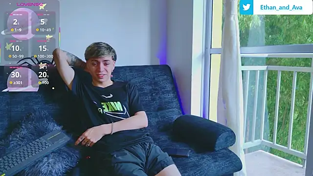 Snapshot of ethan_and_ava chatting on October 15, 2025, 12:46 pm ethan and ava online show from October 15, 2025, 12:46 pm