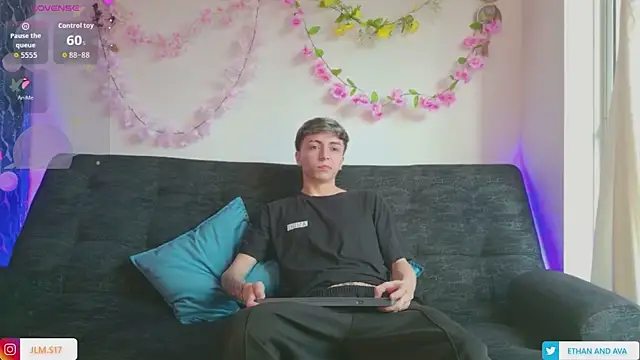 ethan and ava online show from August 6, 2026, 12:11 pm