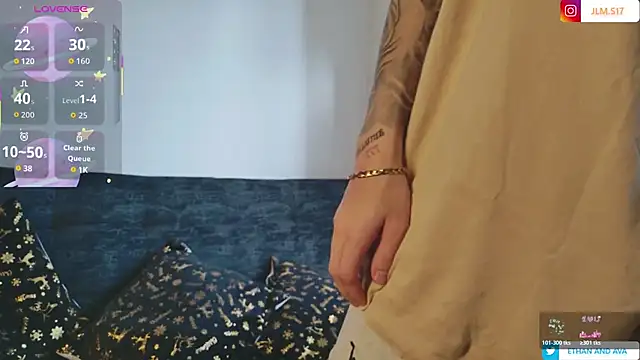 ethan and ava online show from December 17, 2025, 12:32 pm