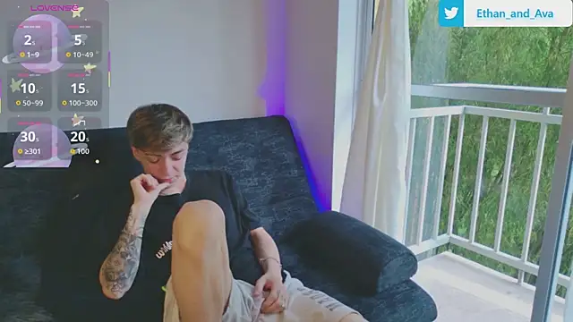 Snapshot of ethan_and_ava chatting on November 5, 2025, 12:41 pm ethan and ava online show from November 5, 2025, 12:41 pm