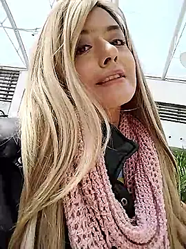 Snapshot of monicavictoria1301 chatting on May 12, 2026, 1:06 pm monicavictoria1301 online show from May 12, 2026, 1:06 pm