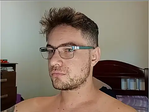 Snapshot of Dyllan__ chatting on April 14, 2026, 1:16 pm Dyllan online show from April 14, 2026, 1:16 pm