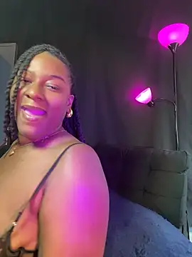 Snapshot of xoxoHotCoCo chatting on May 29, 2026, 7:09 pm xoxoHotCoCo online show from May 29, 2026, 7:09 pm