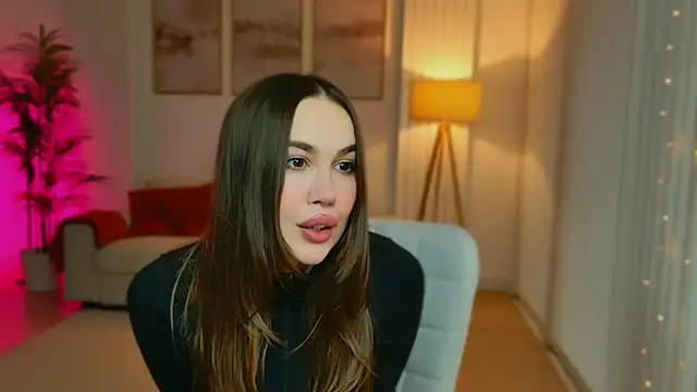 GoddessRoxana online show from December 4, 2025, 2:49 pm