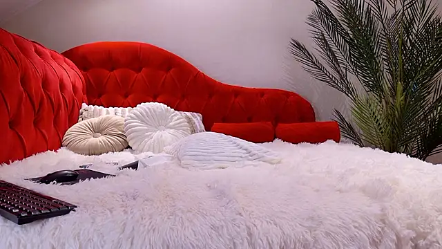 Snapshot of SelenaNoir chatting on February 7, 2026, 5:26 am SelenaNoir online show from February 7, 2026, 5:26 am