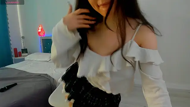 Snapshot of novaaskyy chatting on October 31, 2025, 10:23 am novaaskyy online show from October 31, 2025, 10:23 am