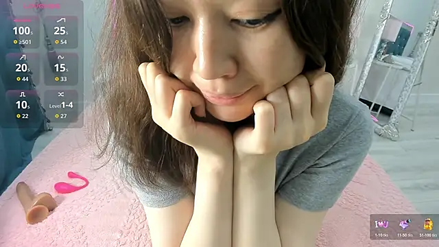 Snapshot of novaaskyy chatting on June 9, 2026, 3:46 pm novaaskyy online show from June 9, 2026, 3:46 pm