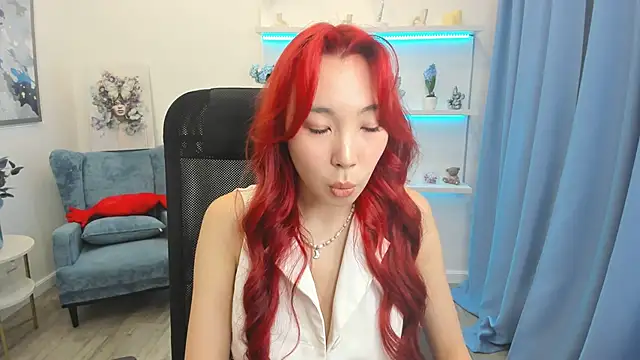 Snapshot of AnnaReyla chatting on June 14, 2026, 11:11 am AnnaReyla online show from June 14, 2026, 11:11 am