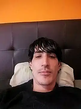 Snapshot of moutt99 chatting on January 15, 2025, 10:06 am moutt99 online show from January 15, 2025, 10:06 am