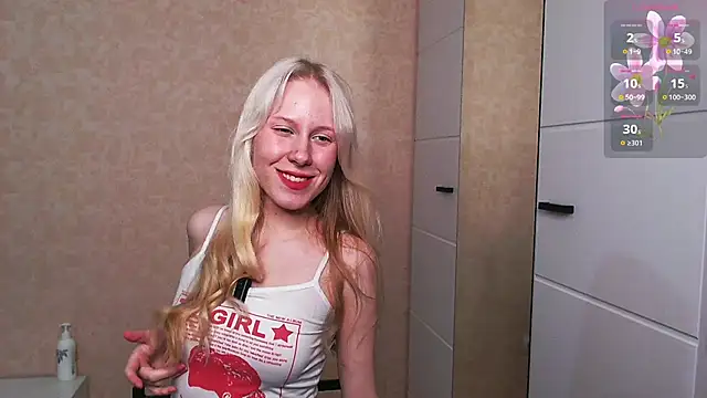 Snapshot of Mary_Kitty88 chatting on April 18, 2026, 3:36 pm Mary Kitty88 online show from April 18, 2026, 3:36 pm