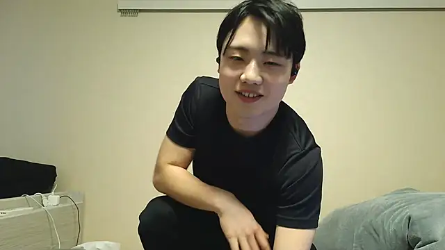 nunnun00 online show from February 23, 2025, 6:49 am