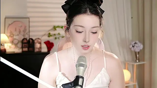 Dou-Dou-er online show from October 16, 2025, 12:57 pm