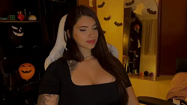 Snapshot of Amiradaher chatting on October 30, 2025, 10:39 pm Amiradaher online show from October 30, 2025, 10:39 pm